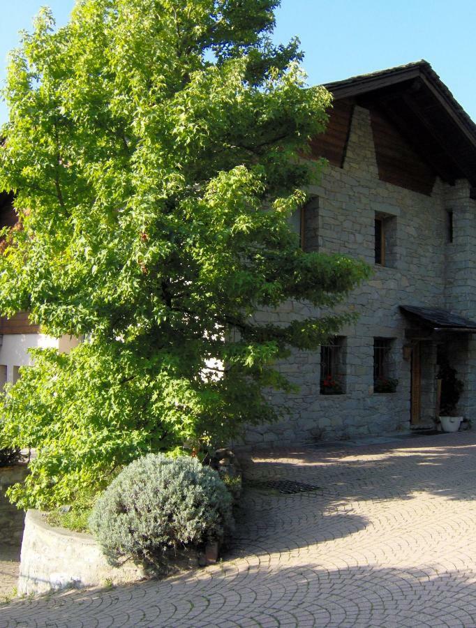 Bed and Breakfast Le Lierre à Châtillon Extérieur photo